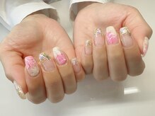 ミリ(Mili)/ハイビスカスネイル