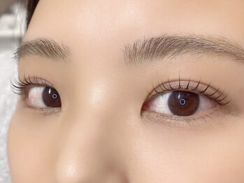 アイラッシュ フロウ(eyelash Flow)の写真/お一人お一人に似合わせたまつげパーマをご提供☆自まつげを最大限に活かして、瞳を大きく見せます!
