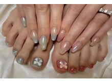 イリス(iris)/ハンドフットおそろネイル