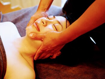 イマニティプラス(IMMUNITY+)/フェイスマッサージ