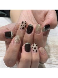 牛柄ネイル