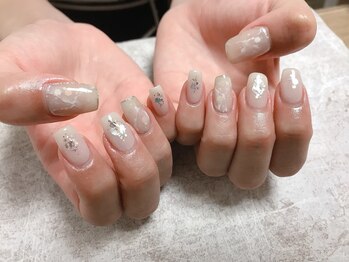 モグネイル(Mogunail)/大理石夏ネイル スクエア