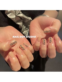 ネイルドットスタジオ 堺筋本町(NAIL DOT STUDIO)/90分アート