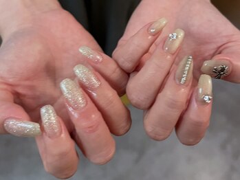 サクノネイル(SAKUNONAIL)/ベージュフラッシュネイル