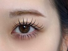 ゼム(THEM)/上下エクステで束感デザイン