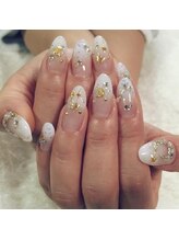 ヴァリエ(VARIE)/キラキラ白グラデーション