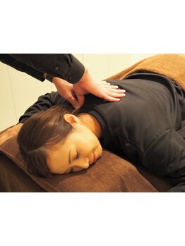 首・肩のつらさを改善したい