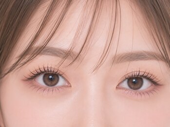 ロロ 京都河原町店(LOLO)の写真/デザイン力自慢のサロンで、印象的な目元へ☆貴女の理想を叶える、お任せください！