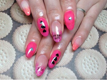 ラウト デコレーションアンドネイルサロン(Lauto Decoration&Nail Salon)/ピンクグラデーションネイル