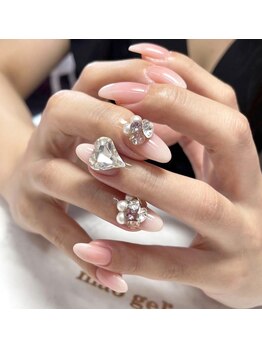 アイリッシュネイル 久屋大通店(Irish Nail)/ミルグラビジュー