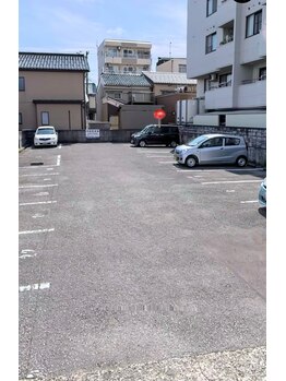 カムリー(Comely.)/駐車場