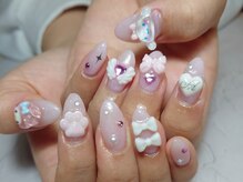 エクラ(eclat)の雰囲気（大きめビジューやパーツも沢山あります。）
