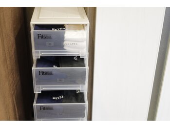 リーブス(REVES)/ウエアはS~4Lまでご用意