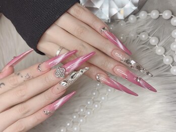 ジュエミーネイル 大阪心斎橋(jewme nail)の写真/【"可愛い"を思う存分詰め込みたい方必見★】韓国系・大きめパーツ・埋め尽くし・ゴテゴテネイルもお任せ♪