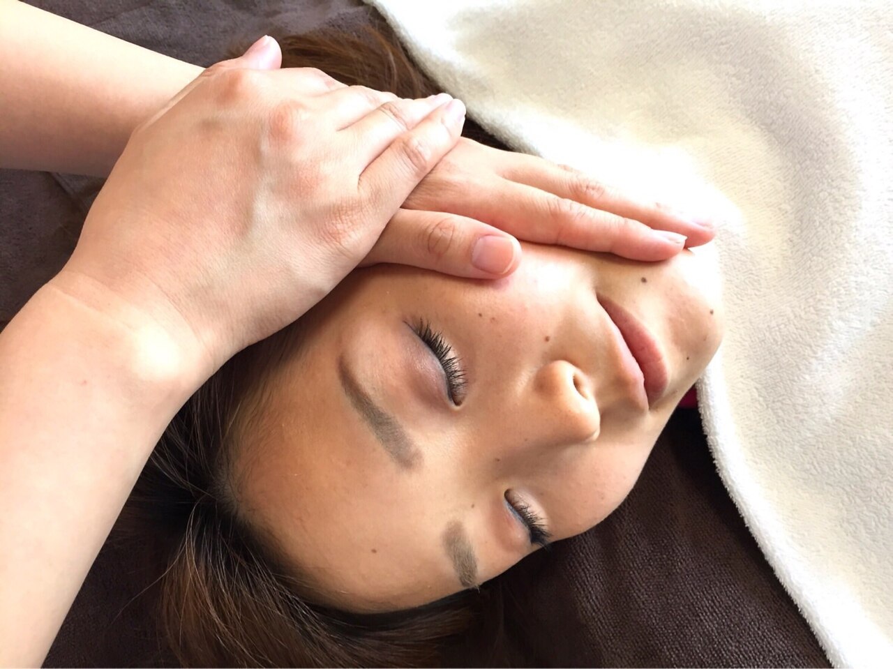 小顔調整 ＋ 肩腰スッキリ ＋ 骨盤調整 75分