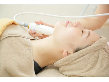 アルム 心斎橋(areum)/超音波小顔リフトアップ