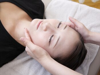 ネイビー鍼灸指圧治療院 那覇久米店(NAVY鍼灸指圧治療院)/フェイスラインすっきり