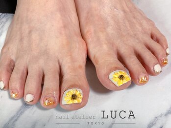 ネイルアトリエルカ(nail atelier LUCA)/M-833 大人可愛い向日葵ネイル