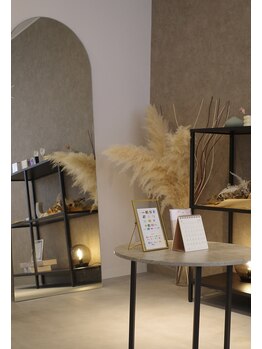 ウララ(uraura)/内観