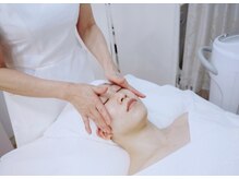 ソワンヌの雰囲気（目尻、小顔などお悩みはお気軽にお声掛け下さい）