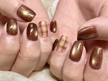 アムネイル 上野御徒町(amu nail)の写真/半個室のプライベート空間で、丁寧なカウンセリング。似合わせネイルをご提案します。