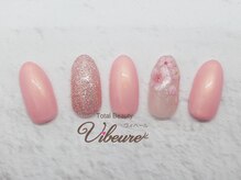 ヴィベール(Vibeure)/ネイルデザイン