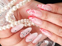 ネイルサロン エルミタージュ(Nail Salon Hermitage)の雰囲気（左：ジェル¥14040　右:スカルプ¥13716）