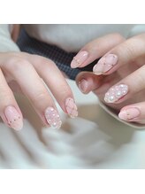 ネイルアンドまつげエクステ専門サロン スリー(THREE)/キルティング&パール