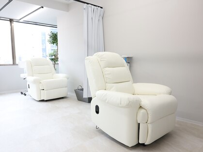 エムズアイブロウ 大阪京橋店(M’sアイブロウ)の写真