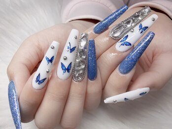 バタフライネイル