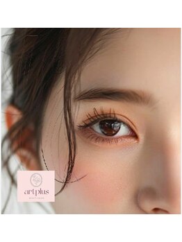 アートプラス(artplus)の写真/垢抜け間違えなし♪似合わせ眉毛スタイリング！まつ毛メニューと同時施術でお得に美しく！