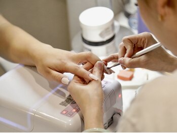 アビーネイル 粕屋店(Avii Nail)の写真/自爪の形にコンプレックスがある方・爪が小さい方にも◎長さを出すと手全体が美しく見えて印象UP☆