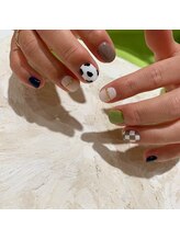 ヴィヴィアンビューティ ネイルアンドアイ Viviean Beauty Nail & Eye/個性派ネイル