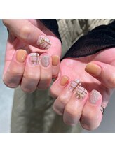 ビーカラフル 渋谷店(Becolorful)/チェックリボンネイル