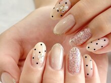 シード(Seed)/ナチュラルカラードットネイル