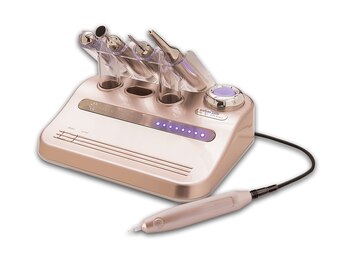 ディレイアザコスメ 新宿マルイ店/●オセロマシン