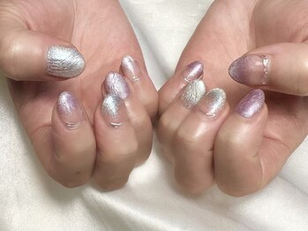 ヒールネイル(heal nail)/magnet×ライン×凹凸アート.