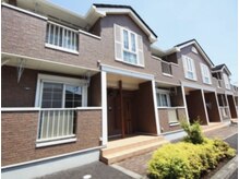 beauty salon elfの雰囲気(茶色い建物です。迷われた方はお気軽にお声掛けください)