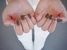 ネイルスミス 高松店(Nailsmith)/カーキ×ベージュ