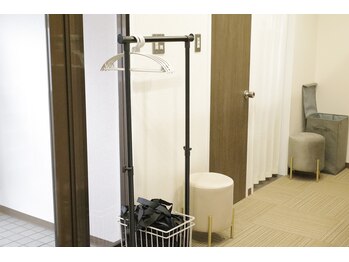 リーブス(REVES)/