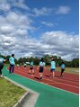 町の整体院あおたけ&nbsp;ランニングクラブで子供たちにアドバイス！