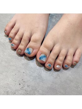 エム(em)/FOOT海ネイル