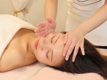 リコ(Rico)/頬の高さも整えます♪