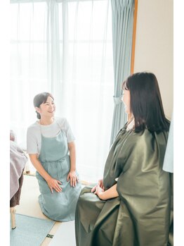 凛/ぜひ心地よいよもぎ蒸しの時間を