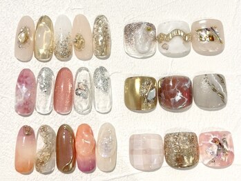 ノラネイル ウメダ(NORA nail UMEDA)の写真/【梅田から3分☆】技術力の高いスタッフ在籍♪ご要望にそった納得の指先に◎バリエーション豊富で大人気！