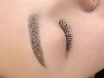 フィズ アイ ビューティ豊橋山田店(fiz)/眉毛スタイリング