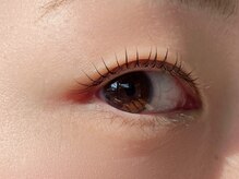 ヒビ(hibi)の雰囲気(一重さん、下がりまつげでお悩みの方も上がったまつげをキープ♪)