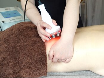 ソウソウビューティー 五反田(Shou Shou Beauty)の写真/ハイパーナイフEXで下半身スッキリ♪ハイパーシェイプとセットで深部から燃焼！冷えとむくみも解消★