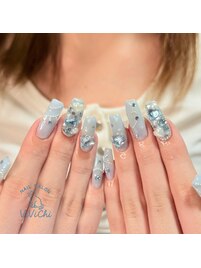 キラキラブルーネイル