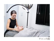 ルーム(room)/サロン内観